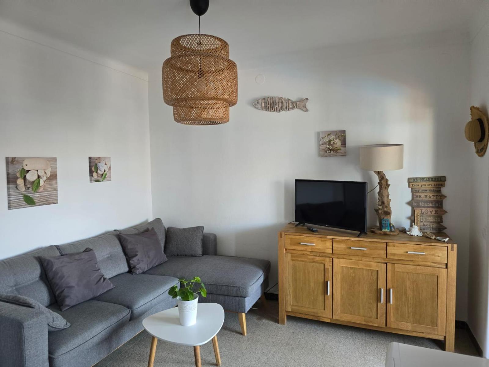 Cosy Apartment Of L'Escala Beach Eksteriør bilde